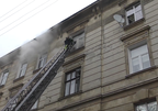 Трагічна пожежа у Львові: у центрі міста внаслідок займання загинула 71-річна жінка (відео)