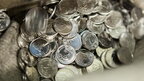 Прислухалися до скарг: НБУ змінить дизайн монет номіналом в 1 та 2 гривні