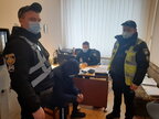 На Львівщині затримали чоловіка, який кидався з ножем на поліцейських