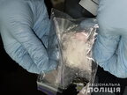 У Києві поліція викрила нарколабораторію та затримала драгдилера (відео)