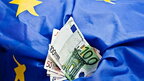 ЄС остаточно схвалив транш макрофіну в 1 млрд євро для України