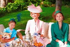 Полякова з дітьми відвідала похорон Єлизавети II і розповіла про стрес молодшої дочки