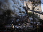 Атака дронів на Київ: з-під завалів житлового будинку дістали п'яте тіло