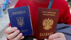 росіяни продовжують масову паспортизацію використовуючи шантаж