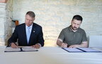 Румунія погодилась на вступ України до НАТО: Йоганніс та Зеленський підписали декларацію