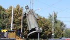 У Полтаві знесли пам'ятник радянському генералу Зигіну