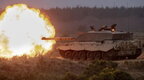 На Херсонщині російський танк обстріляв житловий будинок