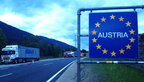Австрія запроваджує контроль на чеському кордоні через наплив мігрантів