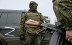 Окупанти перевіряють телефони учнів на наявність українських додатків