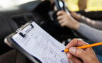 В Україні запустили чат-бот для пошуку талонів на іспити з водіння