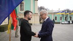 Розбудова логістики та інфраструктури: Зеленський зустрівся з прем’єром Болгарії (ВІДЕО)