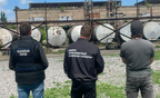 На Дніпропетровщині виявили нелегальний нафтопереробний завод, який виробляв 100 тонн пального на добу