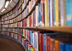 Дослідження показало: проста мова допомагала книгам стати бестселерами, а складна — класикою