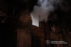 У Запоріжжі після обстрілів виникла пожежа в навчальному закладі