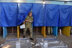 У ЦВК кажуть, що на організацію чесних виборів треба вдвічі-утричі більше часу, ніж обіцяє Зеленський