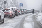 Снігопад паралізував транспорт у Баден-Вюртемберзі: аварії, збої на залізниці та в аеропорту