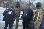 На Львівщині затримали чоловіка за шантаж інтимними фото та вимагання 5 тисяч доларів