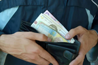 Хто зможе отримати 1500 грн допомоги від держави - перелік категорій