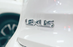 Lexus готується представити новий трирядний електрокросовер