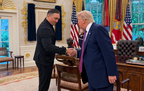 Олександр Усик зустрівся з Дональдом Трампом у Вашингтоні
