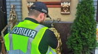 У Києві біля ресторану знайшли куртку з гранатами