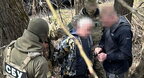 СБУ затримала "ексрегіонала"-агента фсб, який наводив авіабомби рф на Сумщину